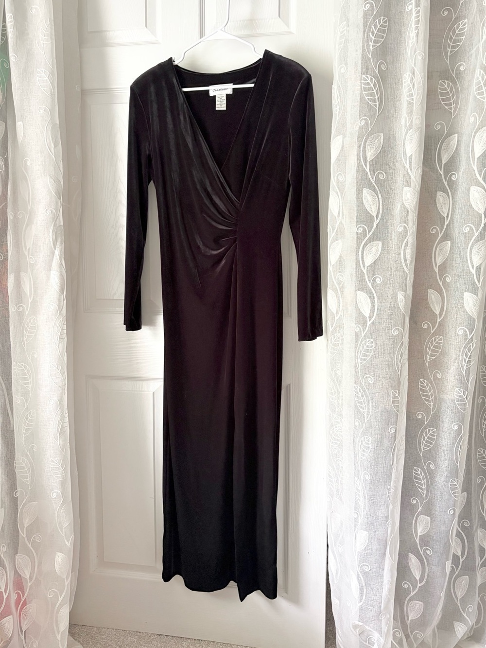 Connected Classic velvet long-sleeve faux wrap ruched gown midi dress slit sz 12